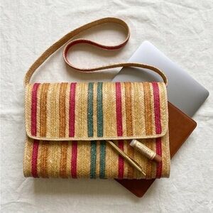 Women’s woven straw shoulder bag multicolor large